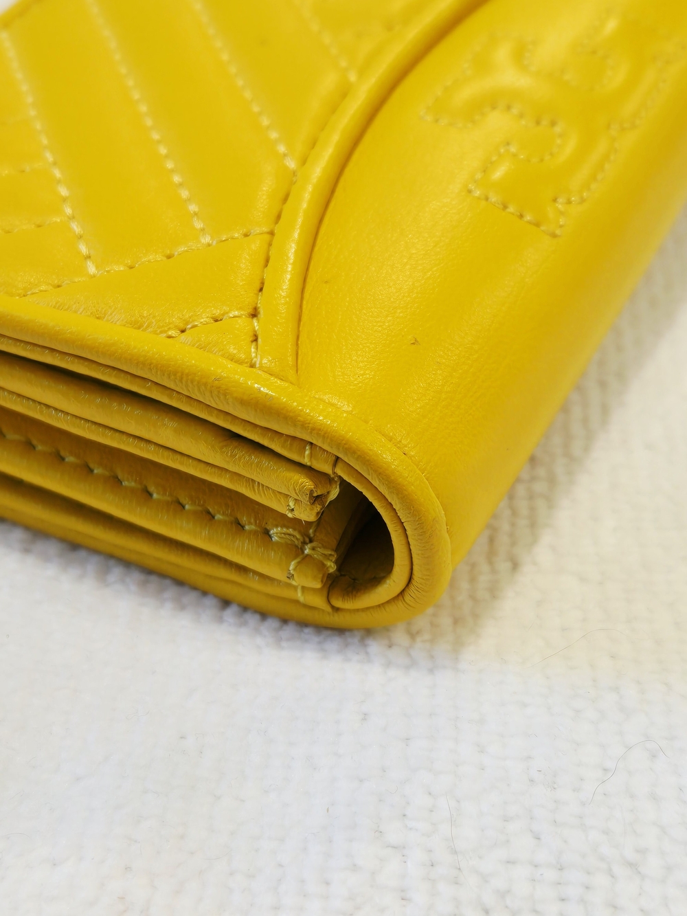 Tory Burch Alexa Mini Foldable Wallet - Picture 6 of 13